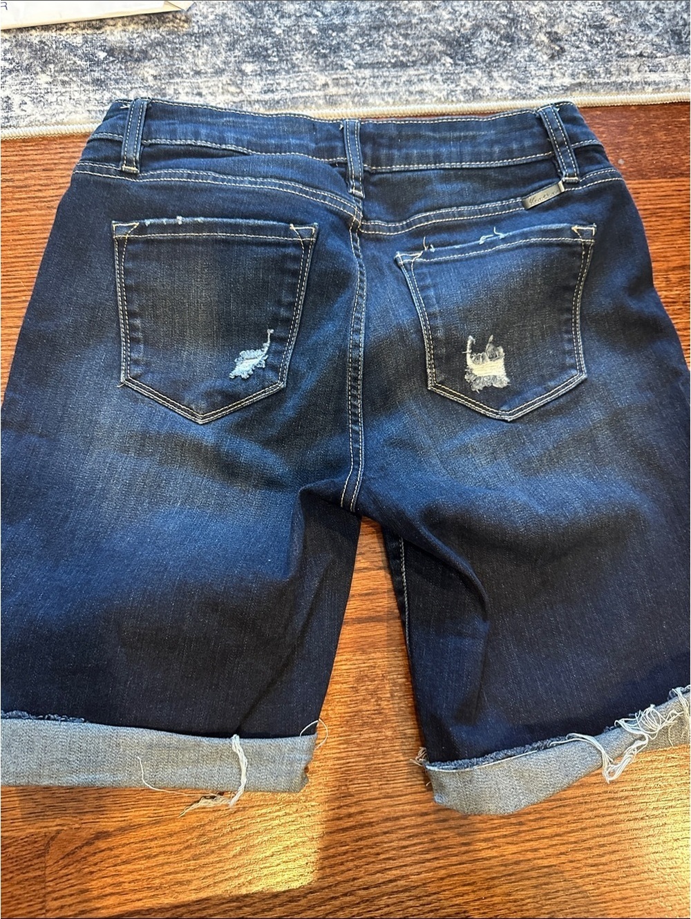 Women's Dark Blue Distressed Denim Bermuda Shorts Size 9/ - Picture 5 of 5